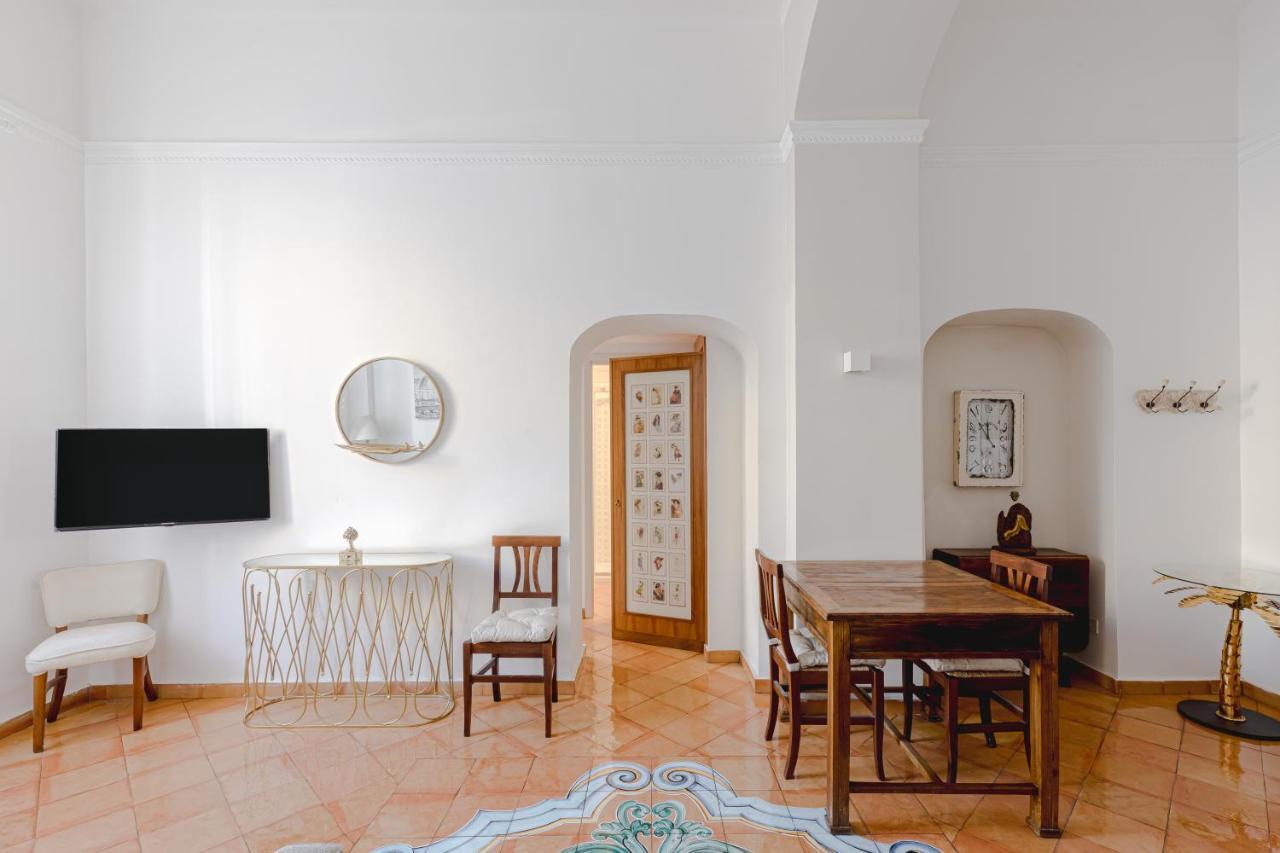 Romantic Apartament 2 Piazza Del Popolo ภายนอก รูปภาพ